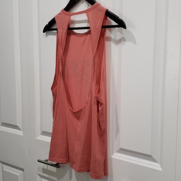 Victoria Sport open backntank top. - Picture 8 of 10